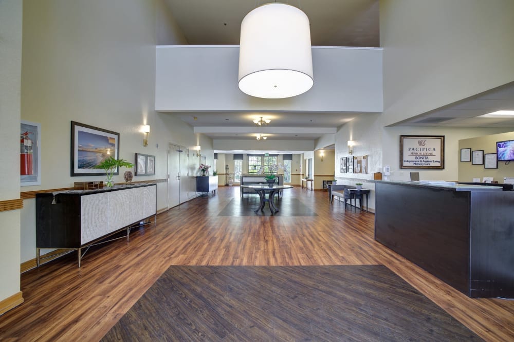 Spacious entrance to Pacifica Senior Living Bonita in Chula Vista, California