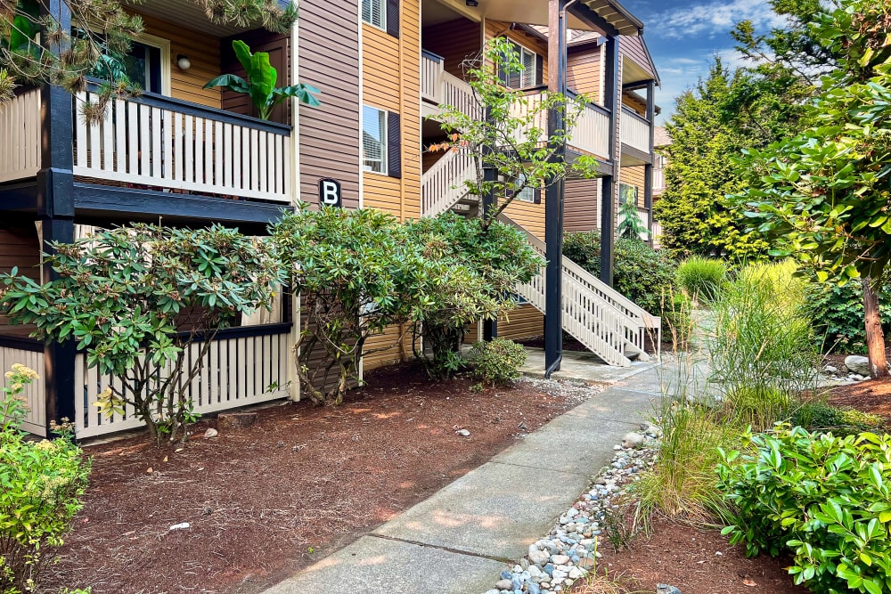 Lush landscaping at Newport Crossing Apartments in Newcastle, Washington