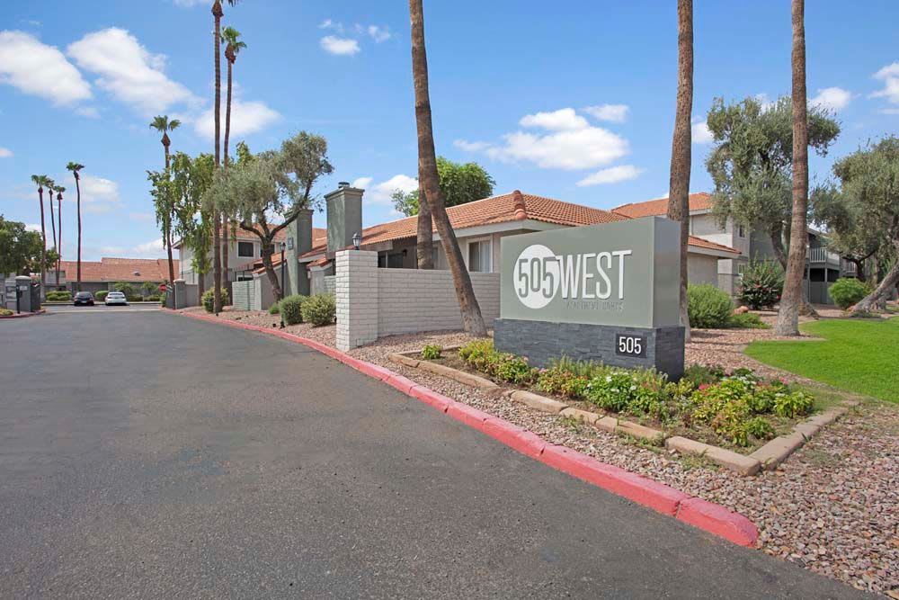 Entrance to 505 West Apartment Homes in Tempe, Arizona