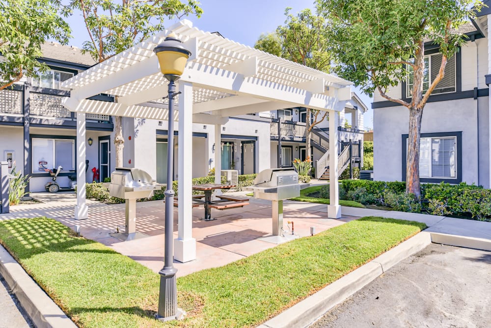 gazebo at Vista Alicante in La Mirada, California