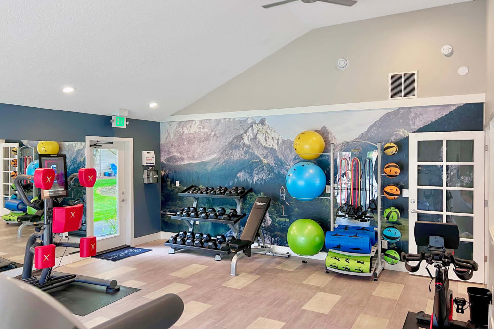 Clean, modern community gym at Carriage Park Apartments in Vancouver, Washington