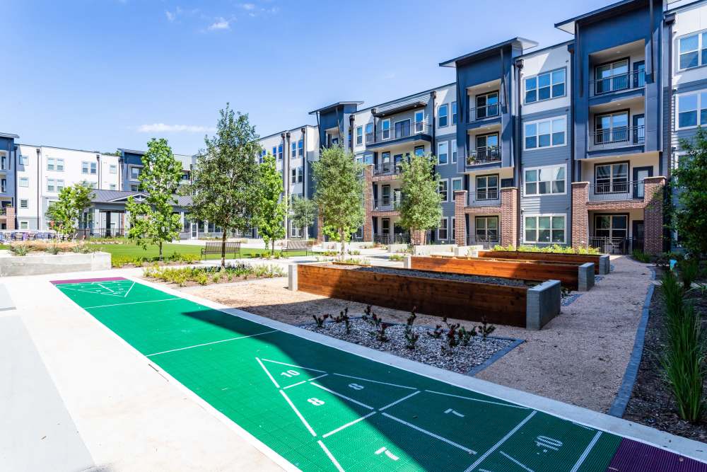 Outdoor games at Watermere at Round Rock in Round Rock, Texas