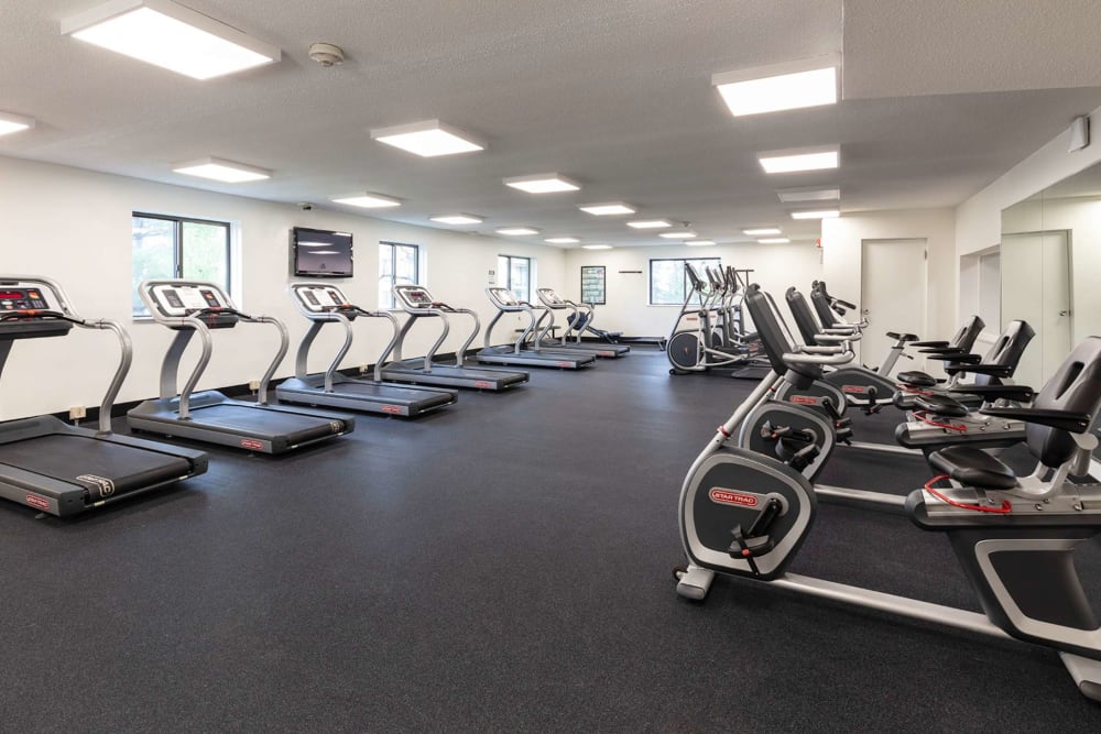 Fitness center at Bay Ridge at Nashua Apartments in Nashua, New Hampshire