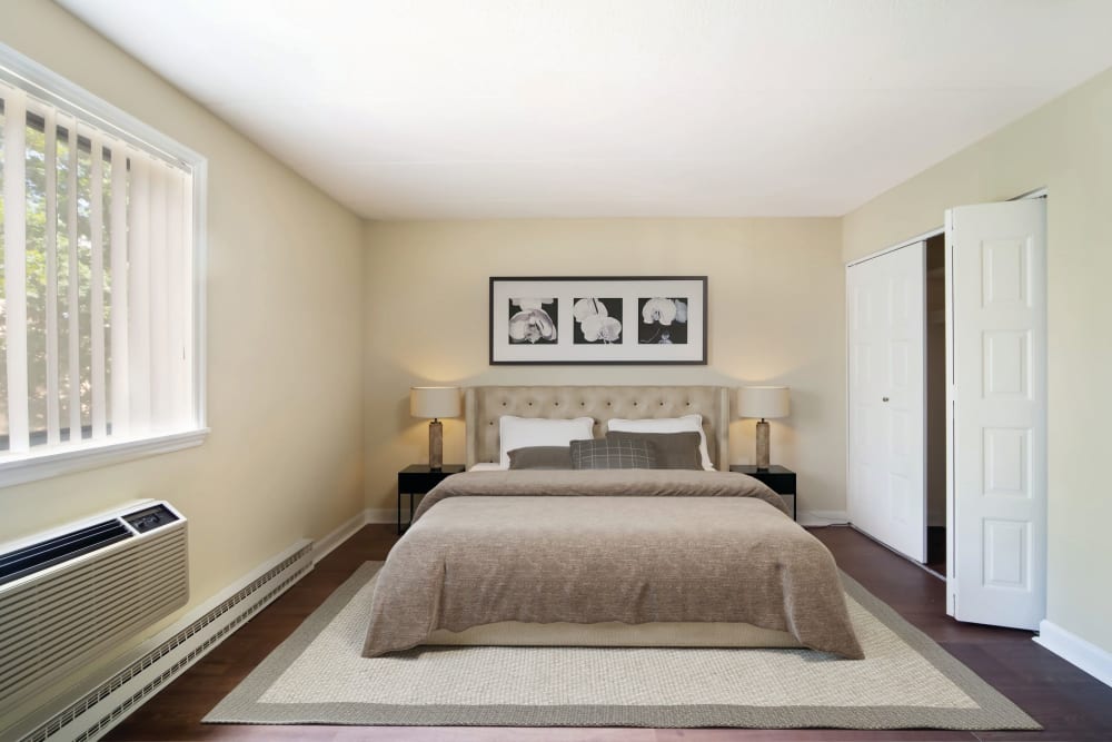Modern bedroom at Eagle Rock Apartments at MetroWest in Framingham, Massachusetts