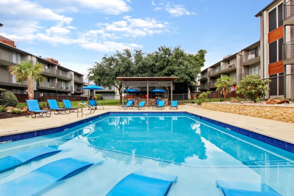 Resort style saltwater pool sundeck cabana at 3800 on Portland in Irving, Texas