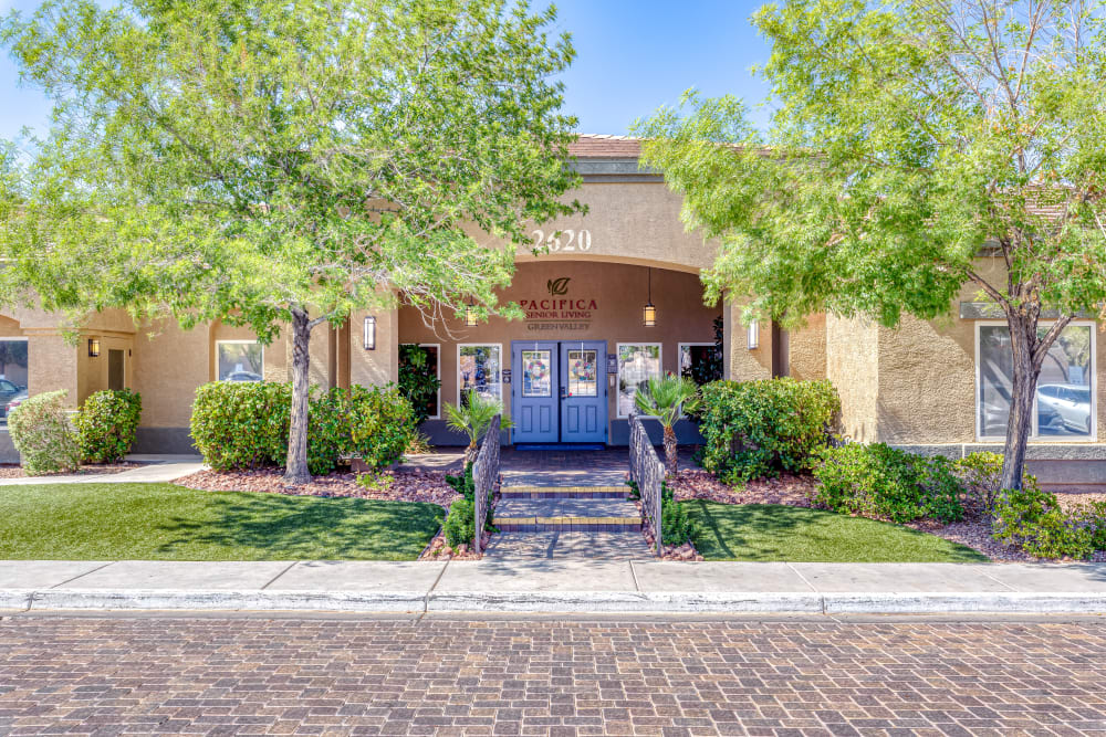 Entrance view at Pacifica Senior Living Green Valley in Henderson, Nevada