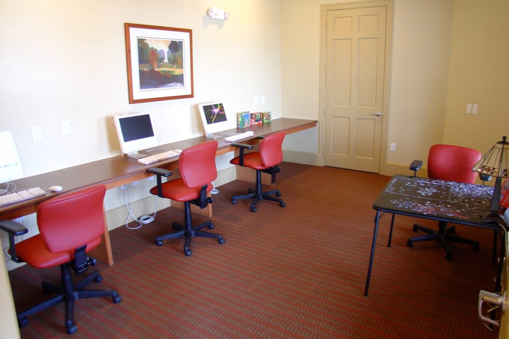 Computer access in the business center at Mariposa at River Bend in Georgetown, Texas