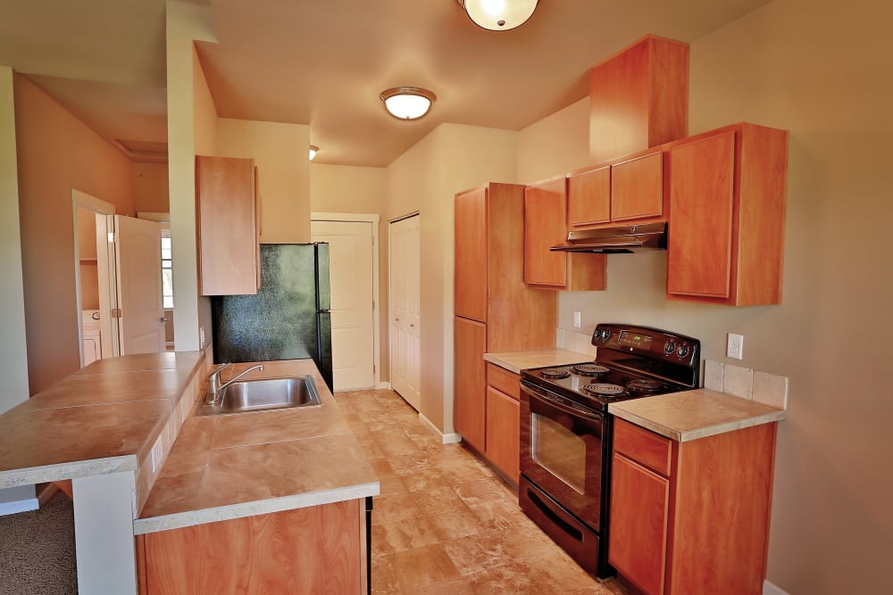 fully equipped kitchen at Orchard Ridge in Salem, Oregon