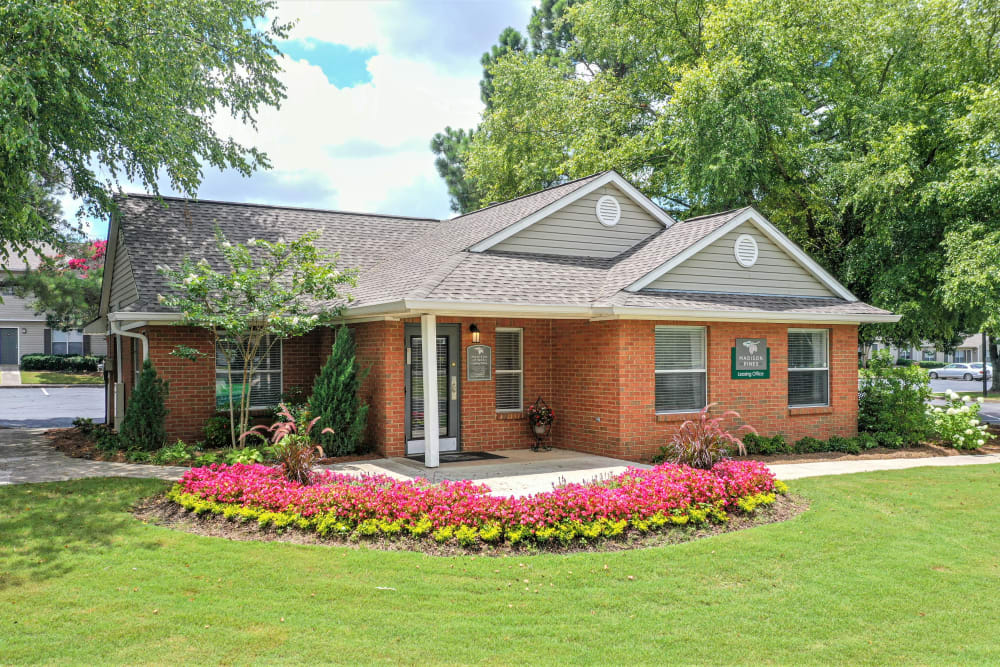 Community center at Madison Pines Apartment Homes in Madison, Alabama