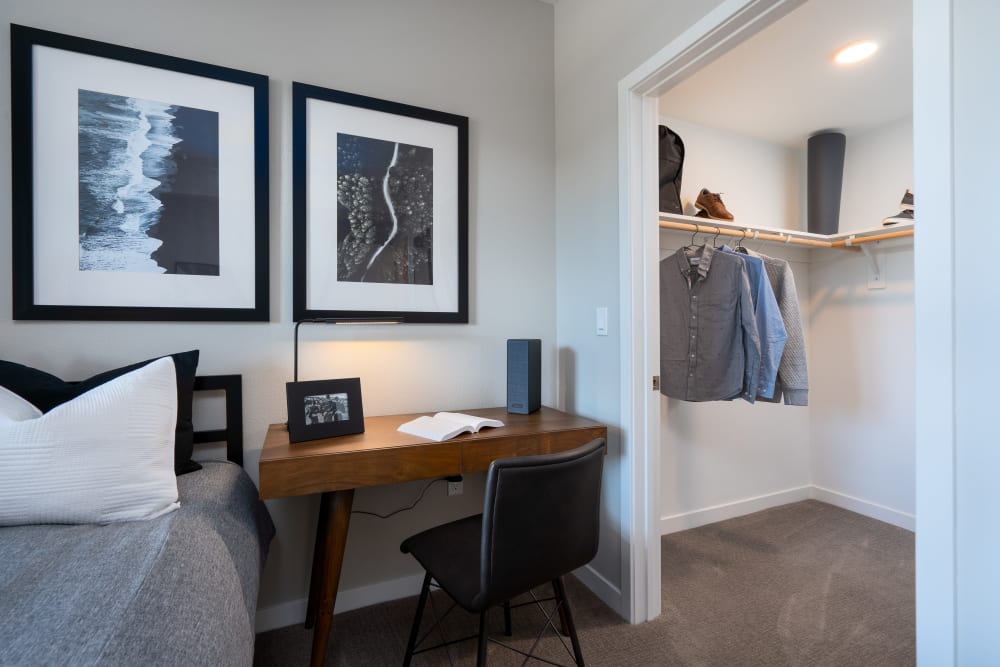 Desk and walk-in closet in a bedroom at Anson in Burlingame, California