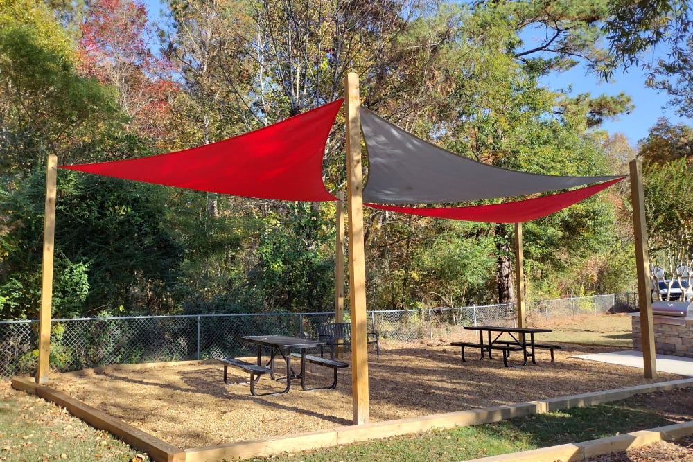 Nice picnic area at The Grove at Six Hundred Apartment Homes in Rome, Georgia
