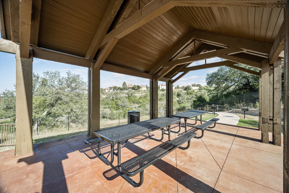picnic area at The Residences at Panther Hollow in Marble Falls, Texas