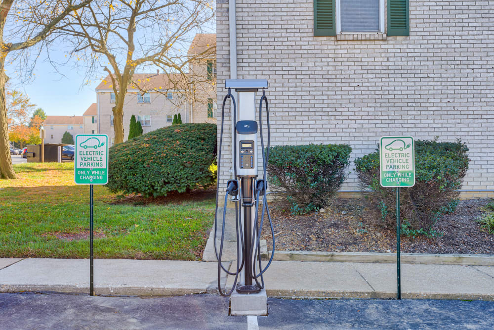 Electric vehicle charger at Harbor Club Apartments in Newark, Delaware