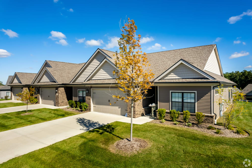 Exterior of a building at Encore at Deerhill in Clarkston, Michigan