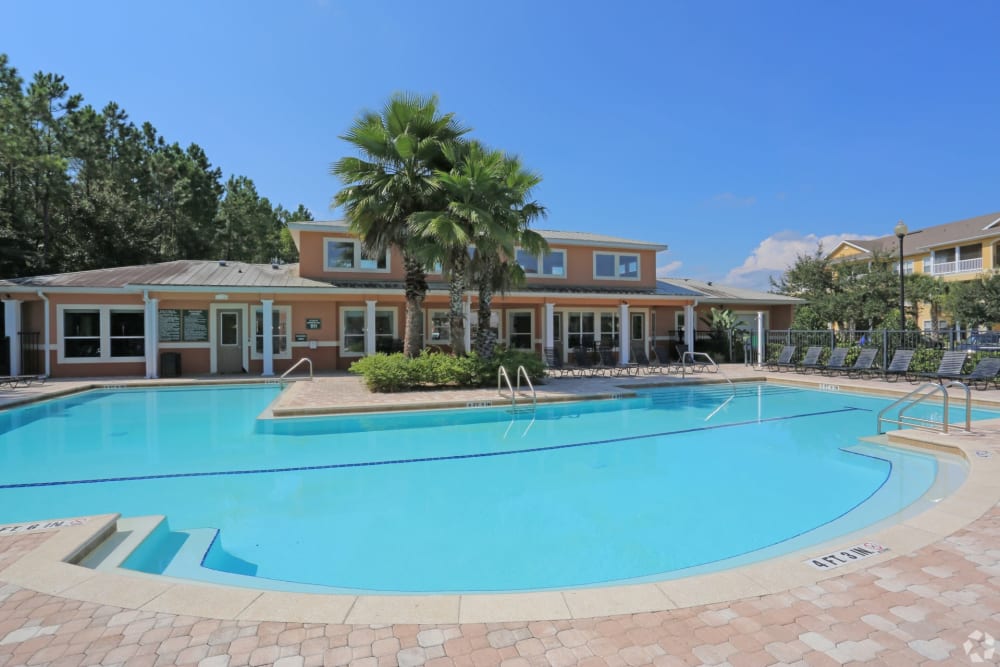 Resort-style swimming pool at The Columns at Cypress Point in Wesley Chapel, Florida