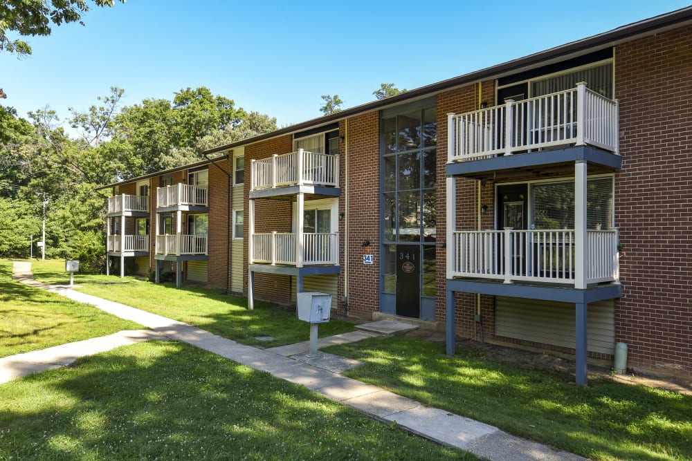 Apartments at Mariner's Pointe, Joppatowne, Maryland