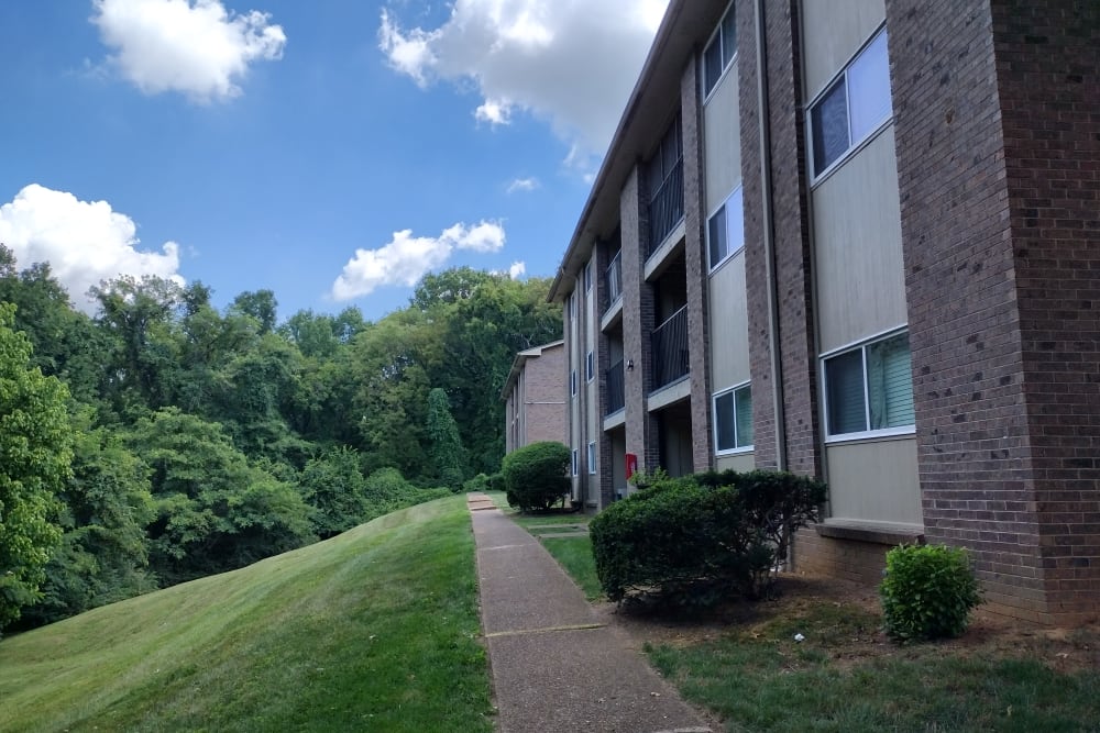 Exterior of the apartment buildings at Candlewood Apartment Homes in Nashville, Tennessee