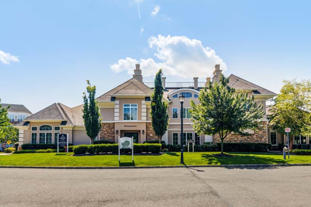Beautiful Apartments at The Grove Somerset in Somerset, New Jersey