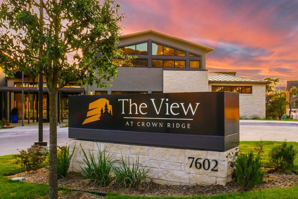 Modern sign at The View at Crown Ridge in San Antonio, Texas