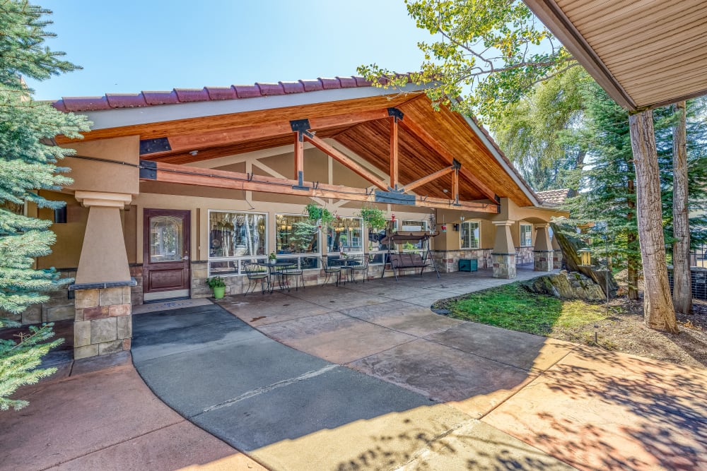 Our Senior Living Community Front Entrance in Pinehurst, Idaho