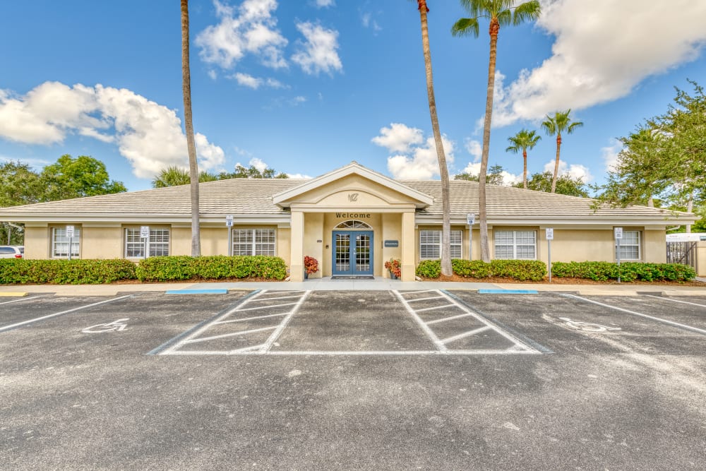 Lounging area at Pacifica Senior Living Fort Myers in Fort Myers, Florida