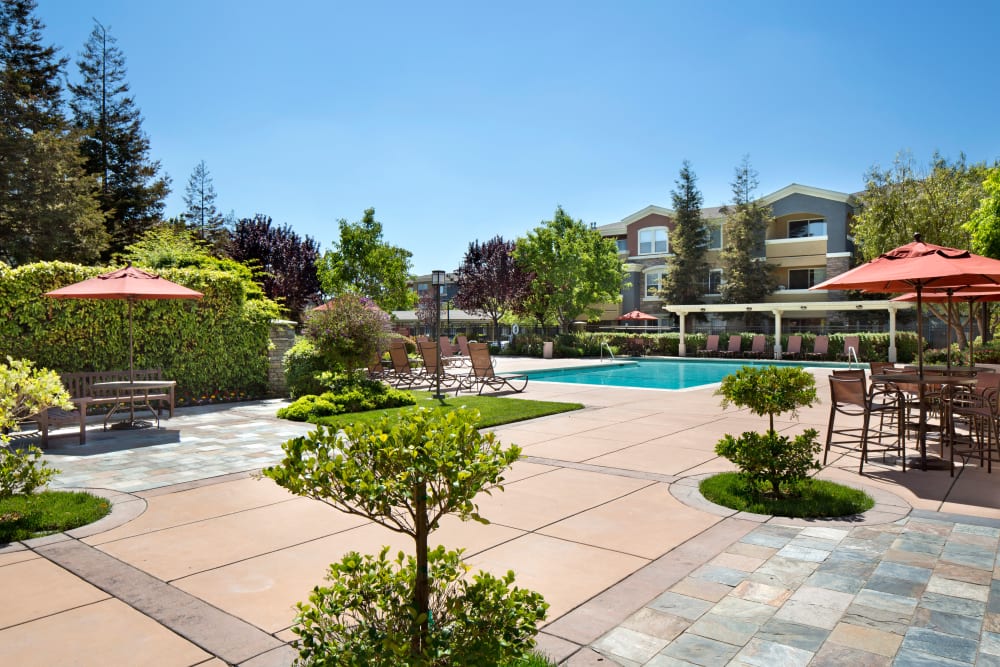 Spacious courtyard by the pool at Avoca Dublin Station in Dublin, California