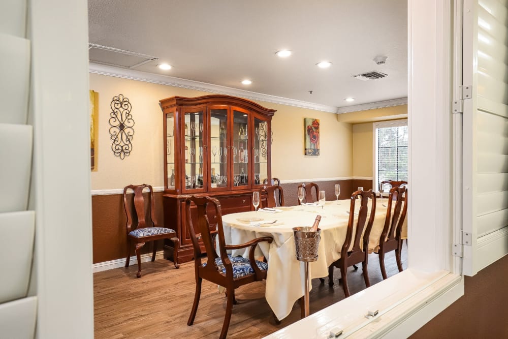 Formal dining room at Pacifica Senior Living Poway in Poway, California