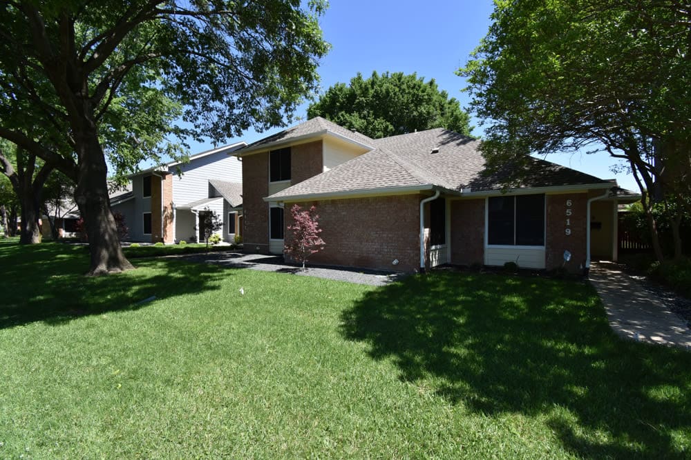 Front view and entrance at Fisher Duplexes in Dallas, Texas