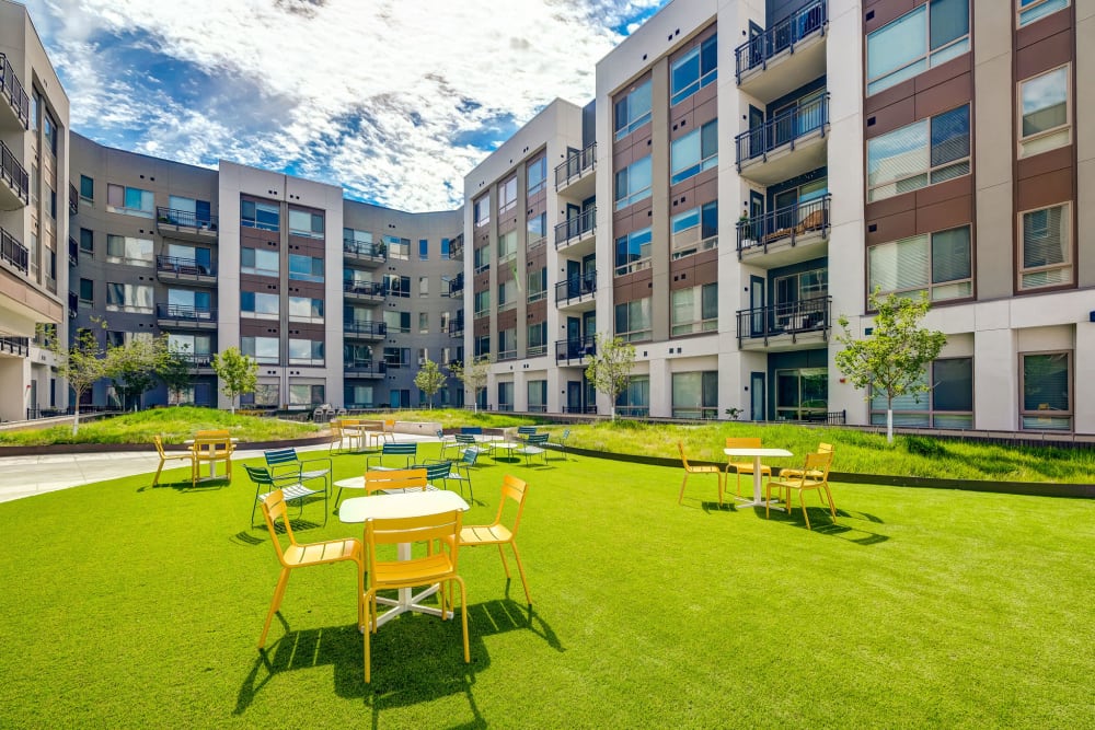 Outdoor lawn seating at Vue West Apartment Homes in Denver, Colorado