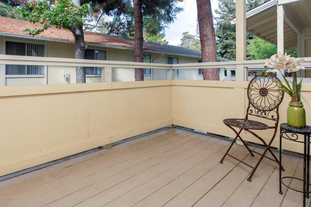 private balcony at Park Royal Apartments in San Mateo, California