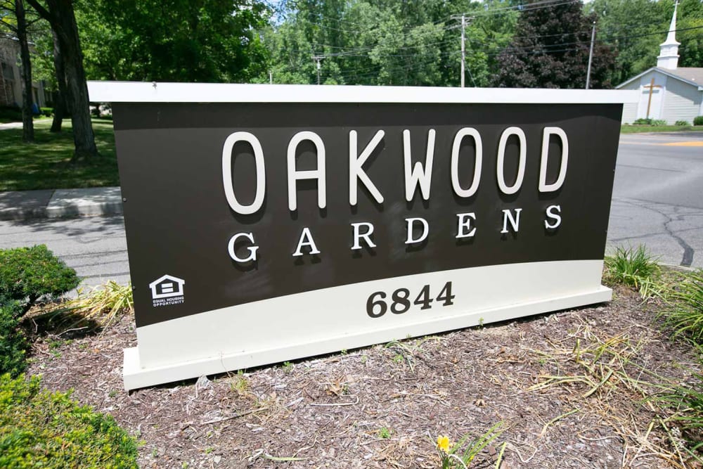 Entrance to Oakwood Gardens in Toledo, Ohio