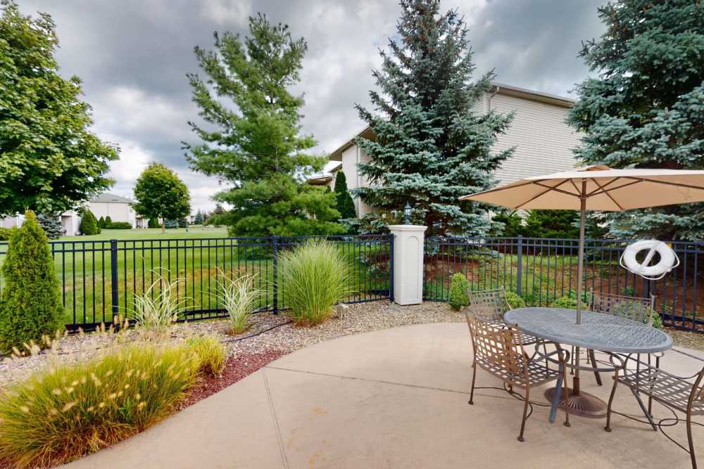Outdoor patio set at Park Lane Apartments in Depew, New York