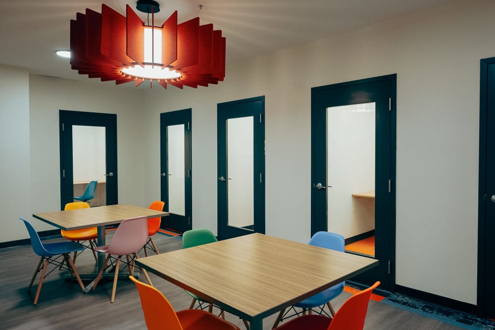 Community and tables in Anvil 38 Apartments in Lafayette, Indiana