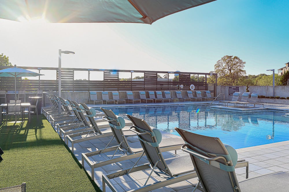 Rooftop pool at The Margo in Sandy Springs, Georgia