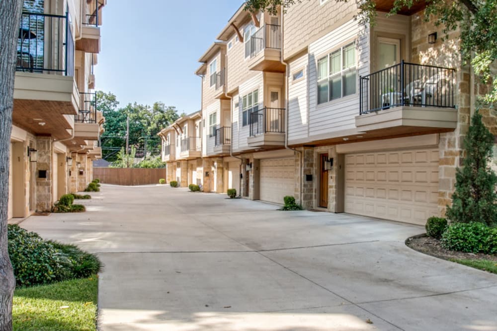 Private garages at the townhomes at The Collection Townhomes in Dallas, Texas