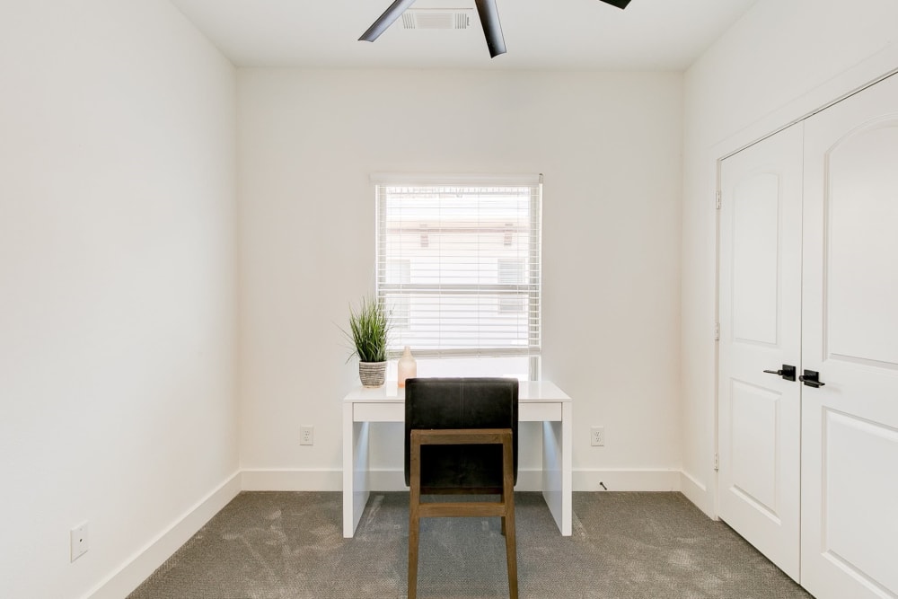 Sun lit office space at The Collection Townhomes in Dallas, Texas