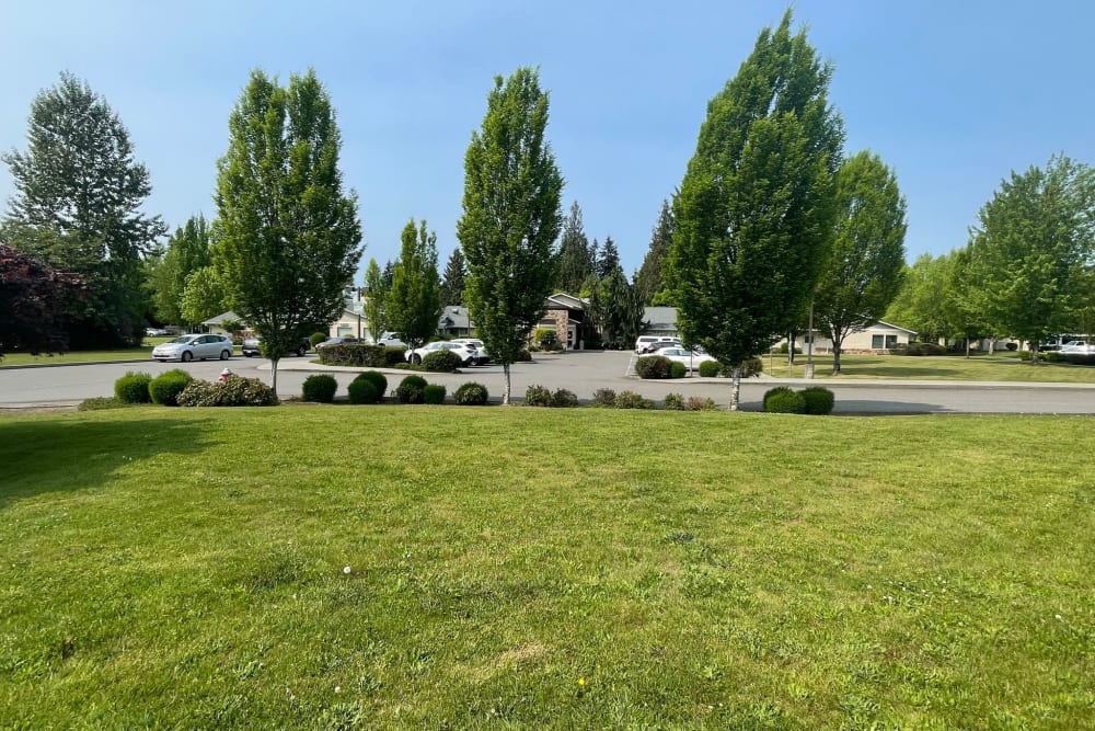 Green lawn at Regency Care Center at Monroe in Monroe, Washington