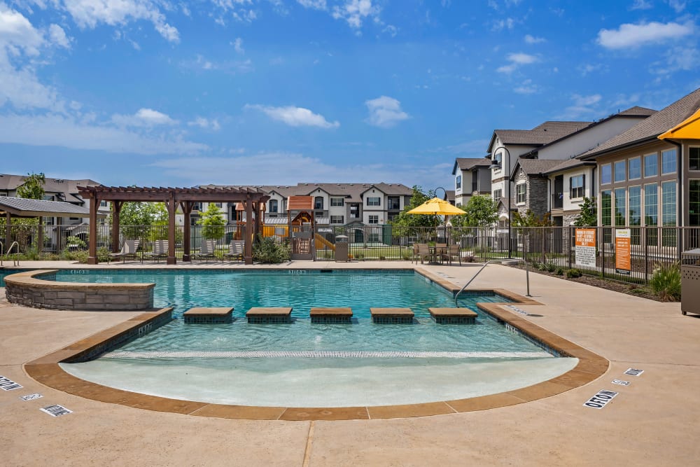 Photos of Cypress Creek at River Oaks Boulevard Apartments in