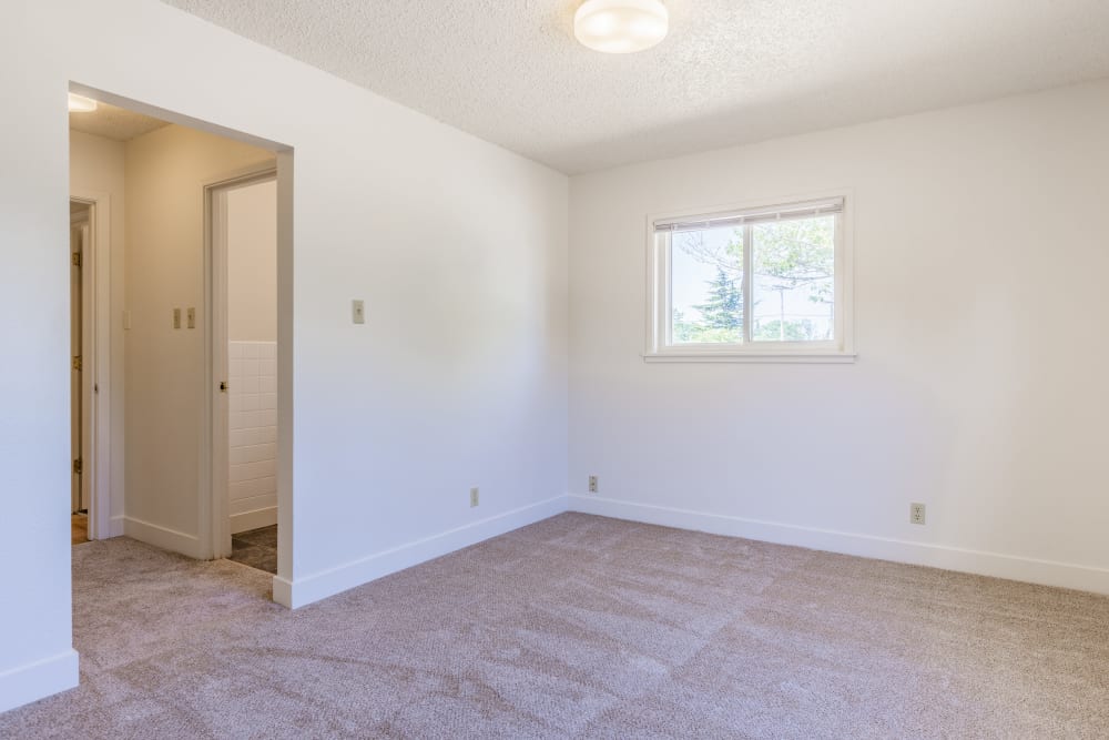 Primary bedroom with en suite and closet at Davis Hill in Joint Base Lewis McChord, Washington