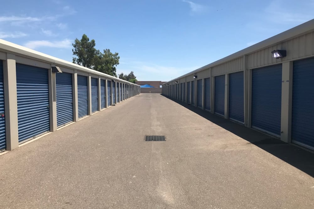 Wide driveways at Tolleson Self Storage in Tolleson, Arizona