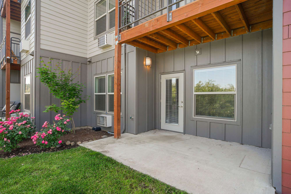 Private balcony in Turner, Oregon