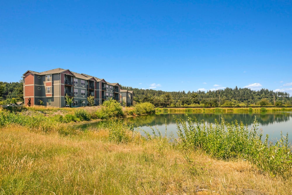 Beautiful Exteriors at Crawford Crossing Apartments in Turner, Oregon