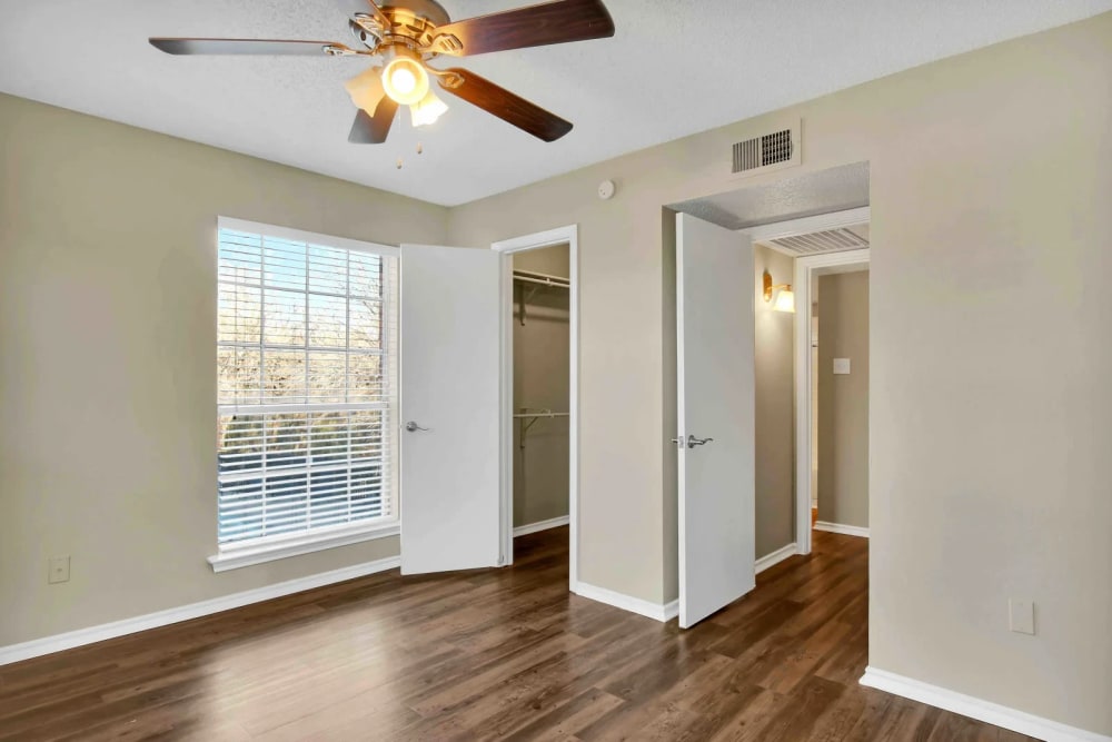 Photos of The Broadway Apartments in Garland, TX