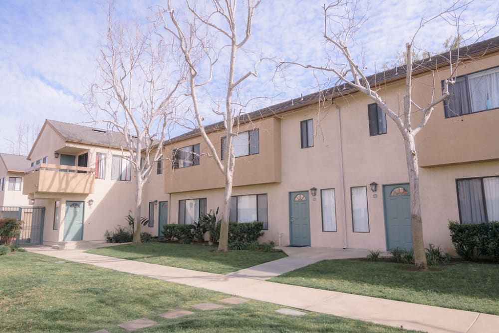 Paved walkway at Wallace Court Apartments in Costa Mesa, California