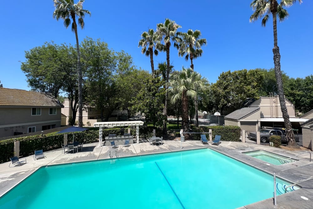 Swimming pool at Sunridge Townhomes in Fresno, California