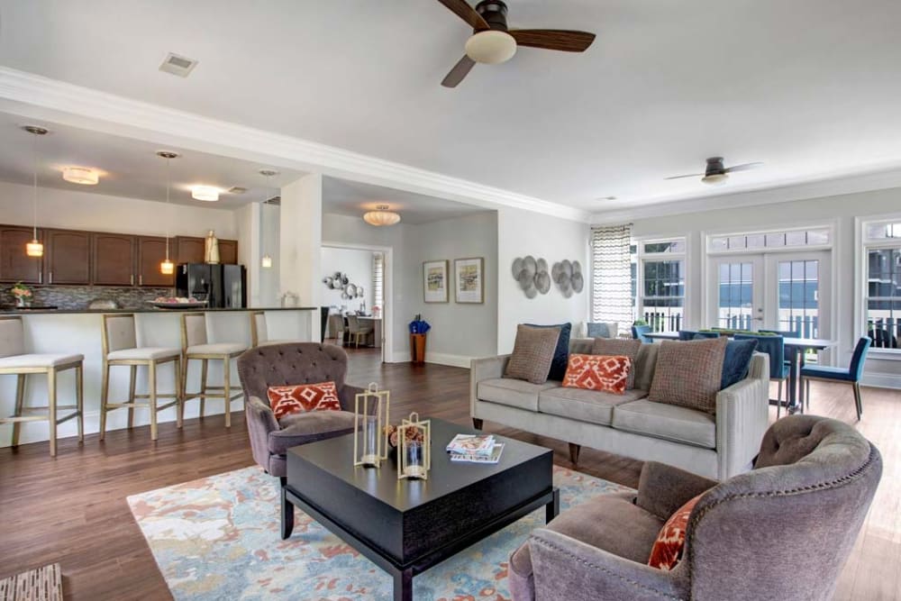 Cozy Lounge at Peachtree Landing in Fairburn