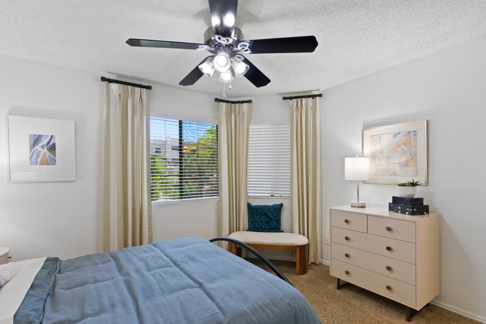 Casa Santa Fe Apartments in Scottsdale, Arizona features spacious bedsrooms