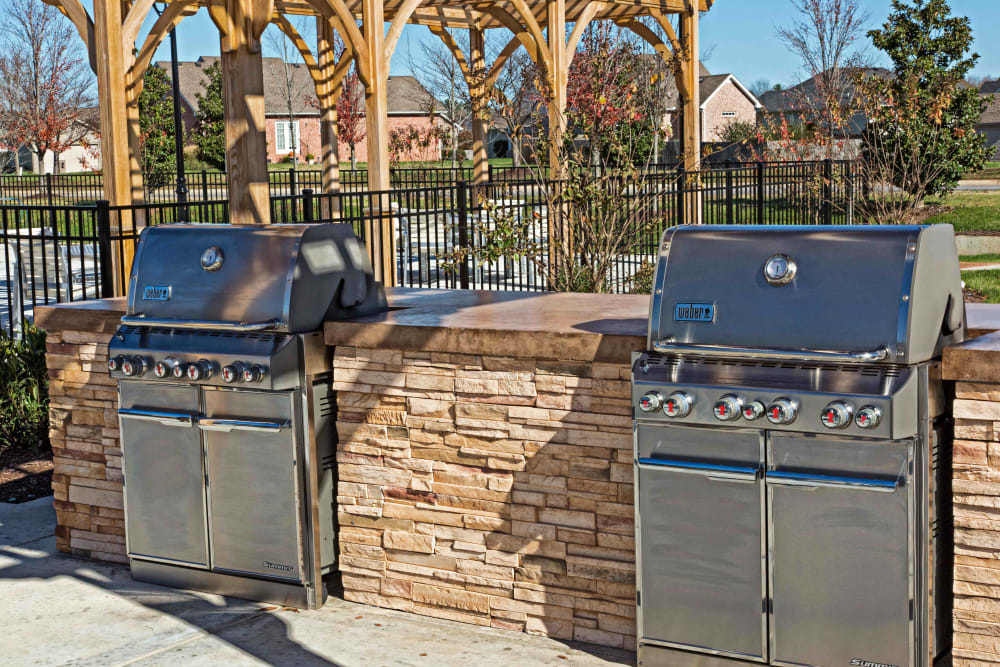 Gas grilling stations in the courtyard at Arbor Brook in Murfreesboro, Tennessee