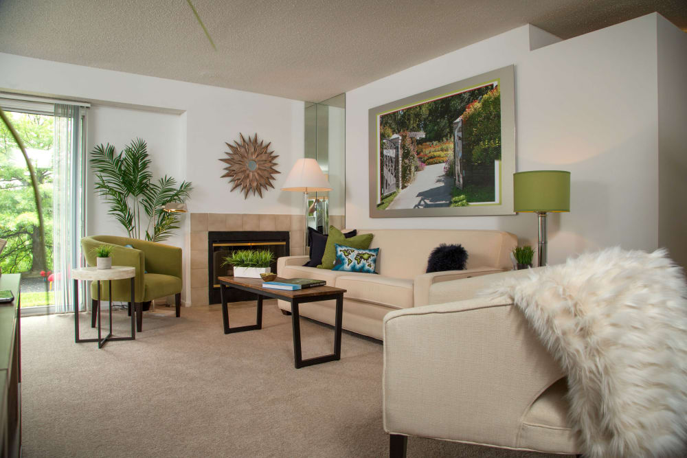 Well appointed living room at Briar Cove Terrace Apartments in Ann Arbor, MI