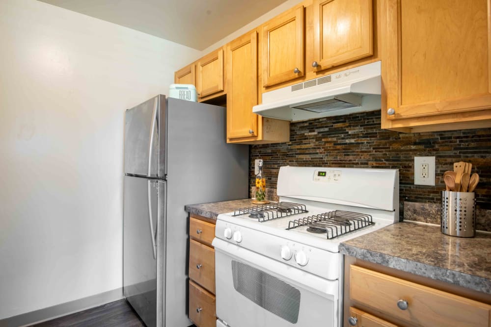Kitchen at Briarwood Place Apartment Homes in Laurel, Maryland
